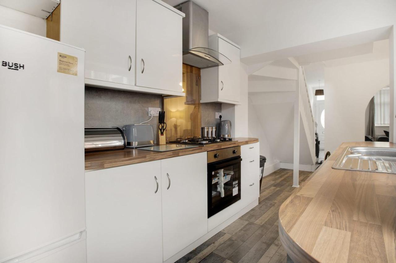 Freshly Renovated, Feels Like Home, Sleeps 3 Chester-le-Street Bagian luar foto