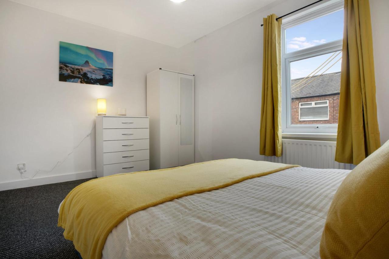 Freshly Renovated, Feels Like Home, Sleeps 3 Chester-le-Street Bagian luar foto
