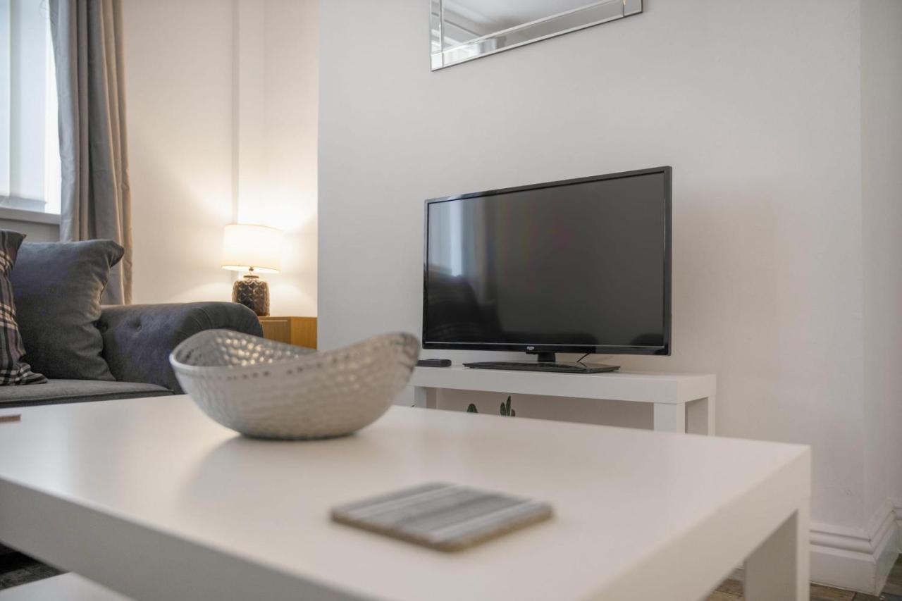 Freshly Renovated, Feels Like Home, Sleeps 3 Chester-le-Street Bagian luar foto