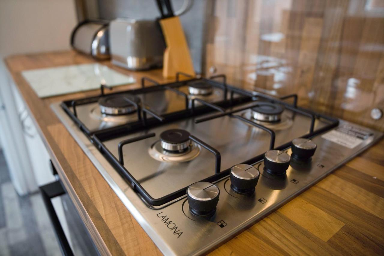 Freshly Renovated, Feels Like Home, Sleeps 3 Chester-le-Street Bagian luar foto